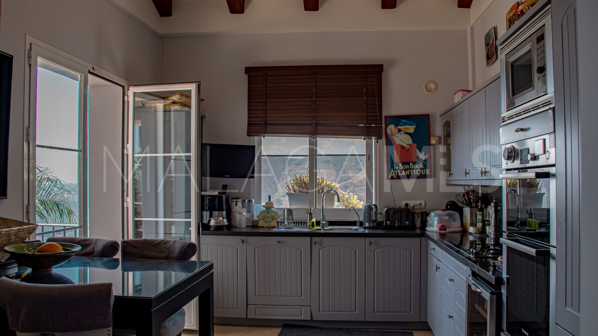 Buy villa in Sierra Blanca Country Club