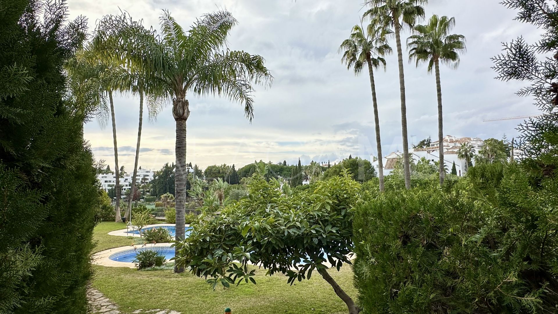 Puente Romano, adosado for sale with 3 bedrooms