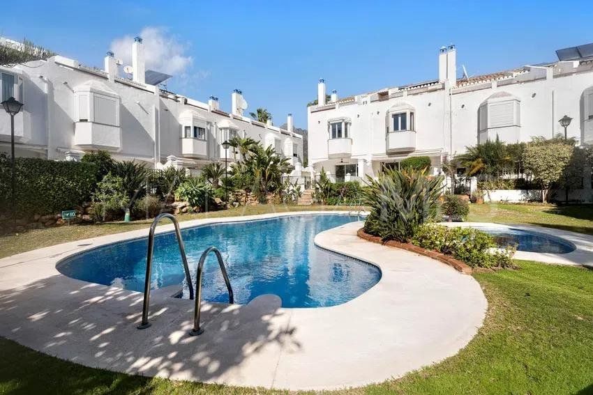 Reihenhaus for sale in Puente Romano