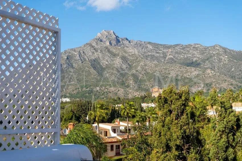 Reihenhaus for sale in Puente Romano