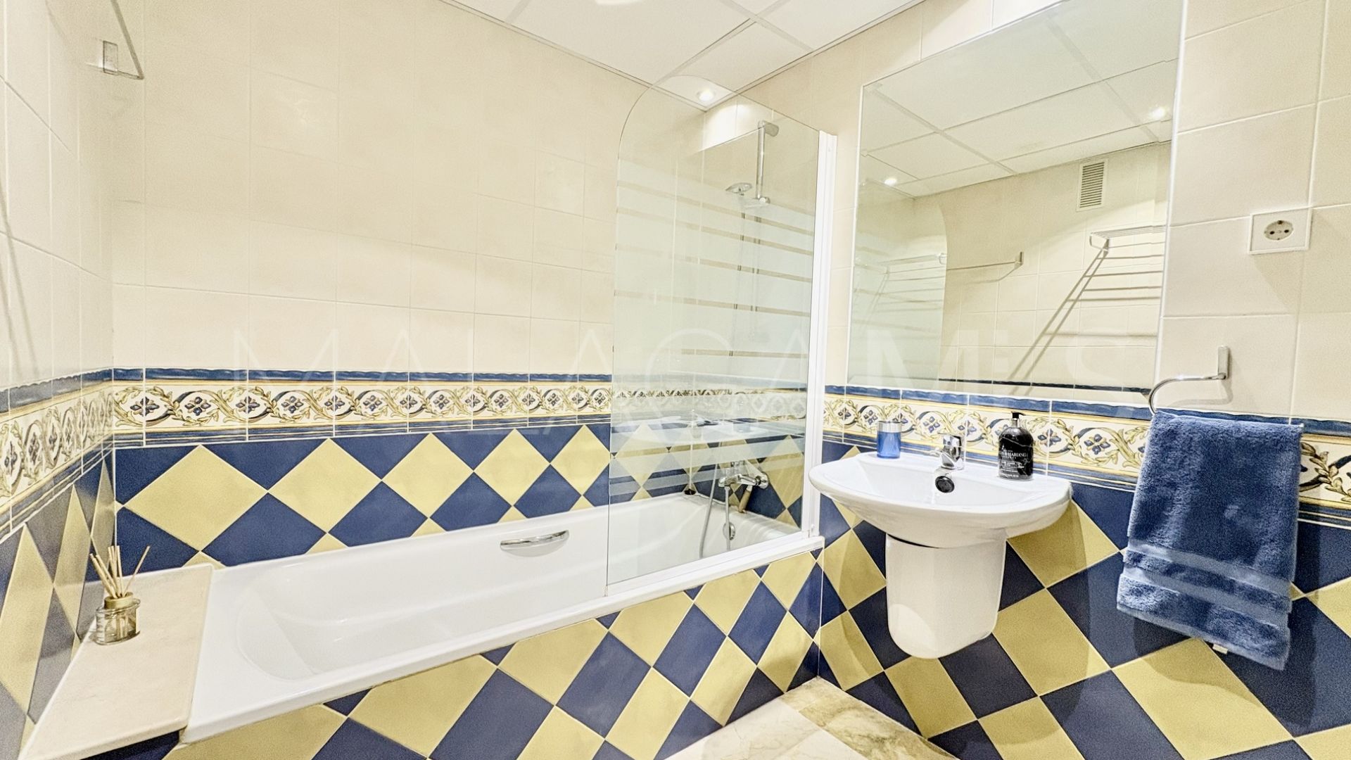For sale apartment in Riviera del Sol with 2 bedrooms