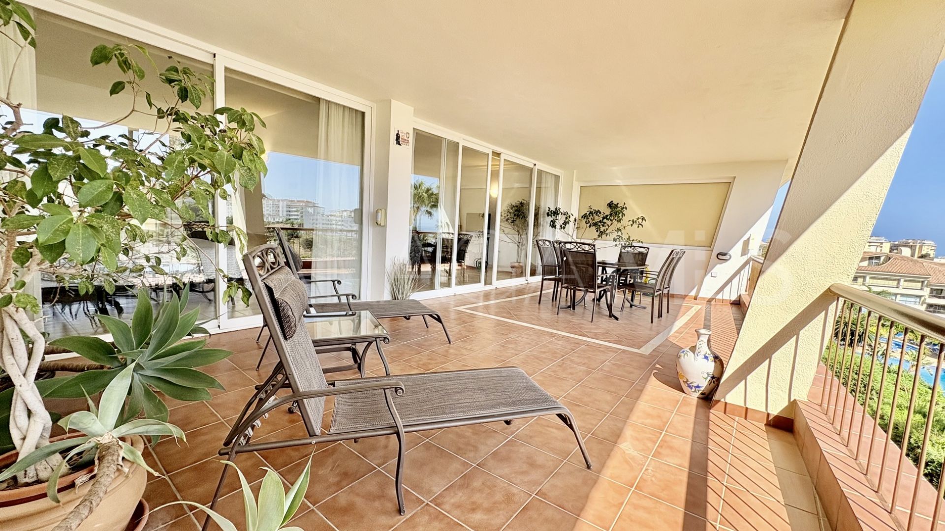 For sale apartment in Riviera del Sol with 2 bedrooms