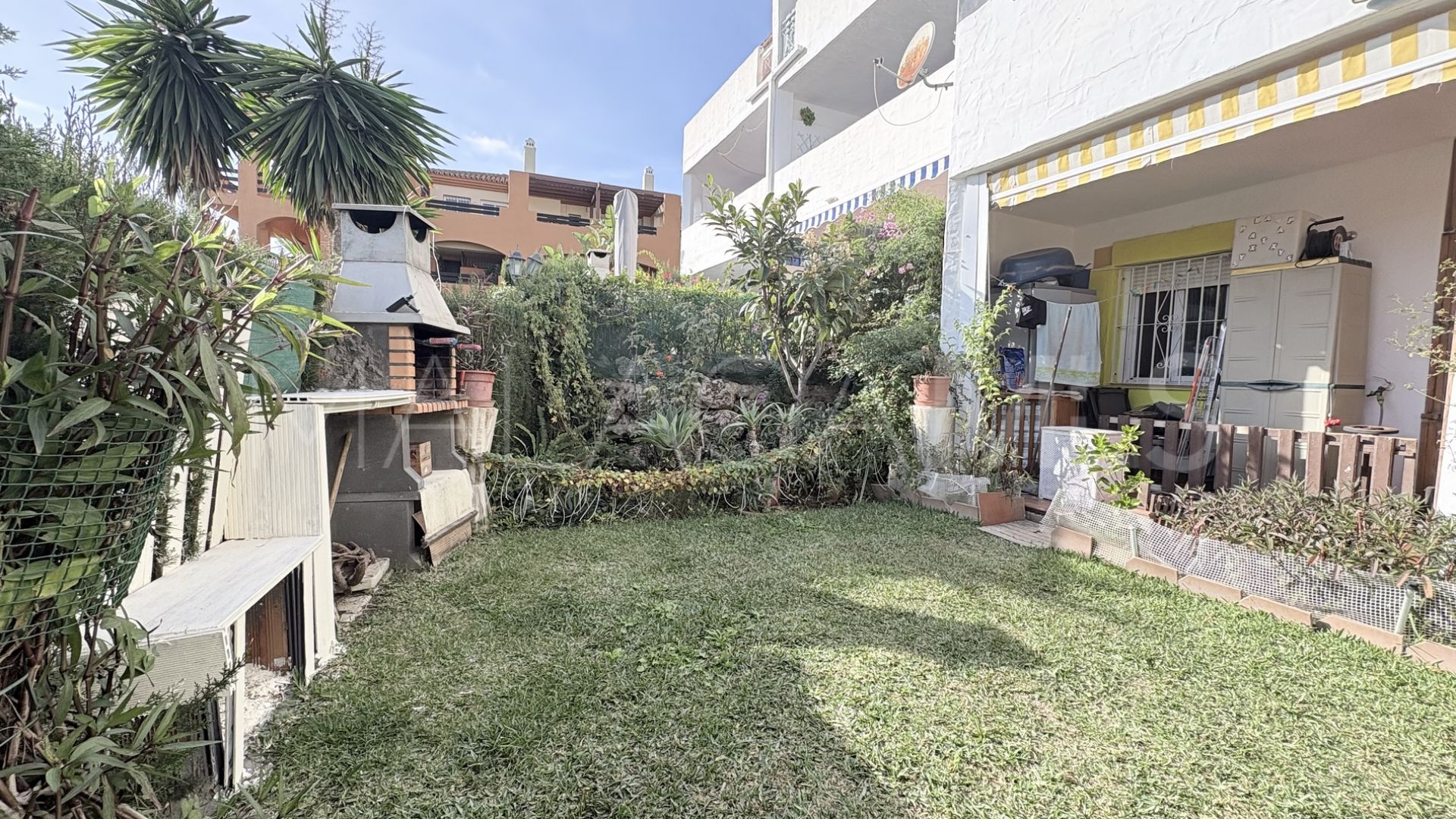 Markplanslägenhet for sale in Riviera del Sol