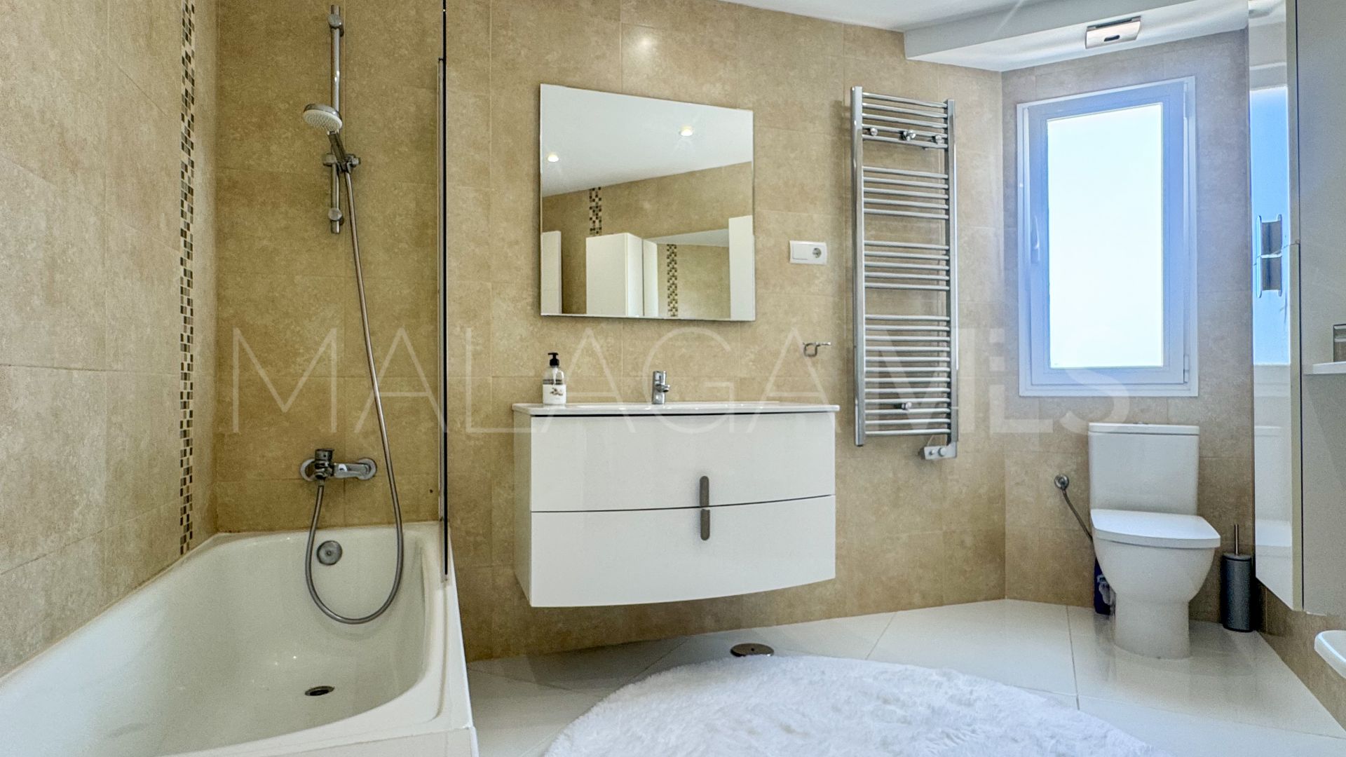 Villa for sale in Arena Beach