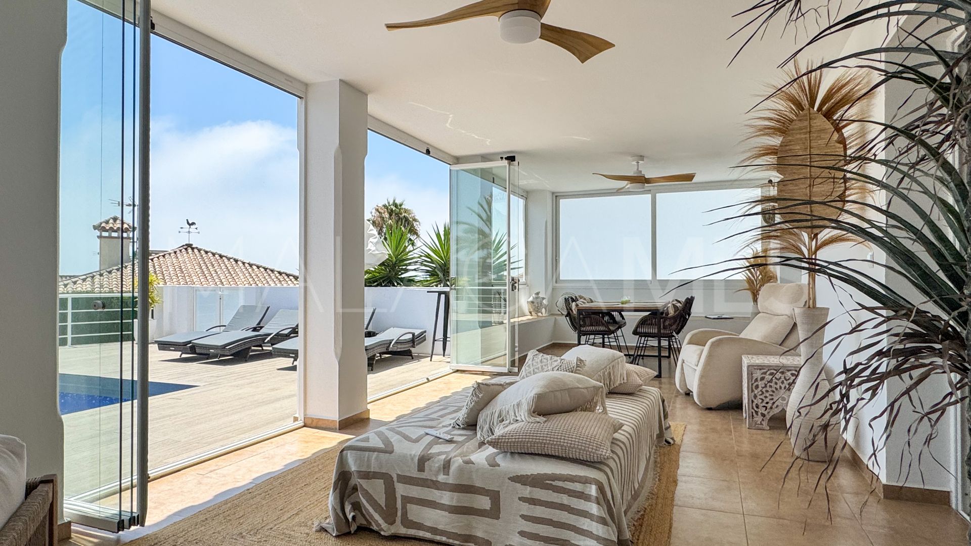 Villa for sale in Arena Beach