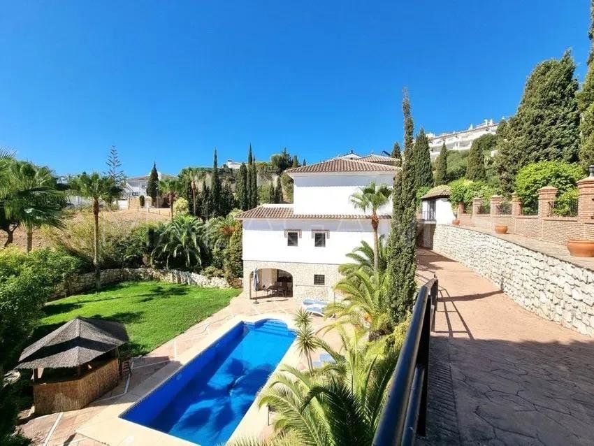 Villa for sale in Mijas Golf