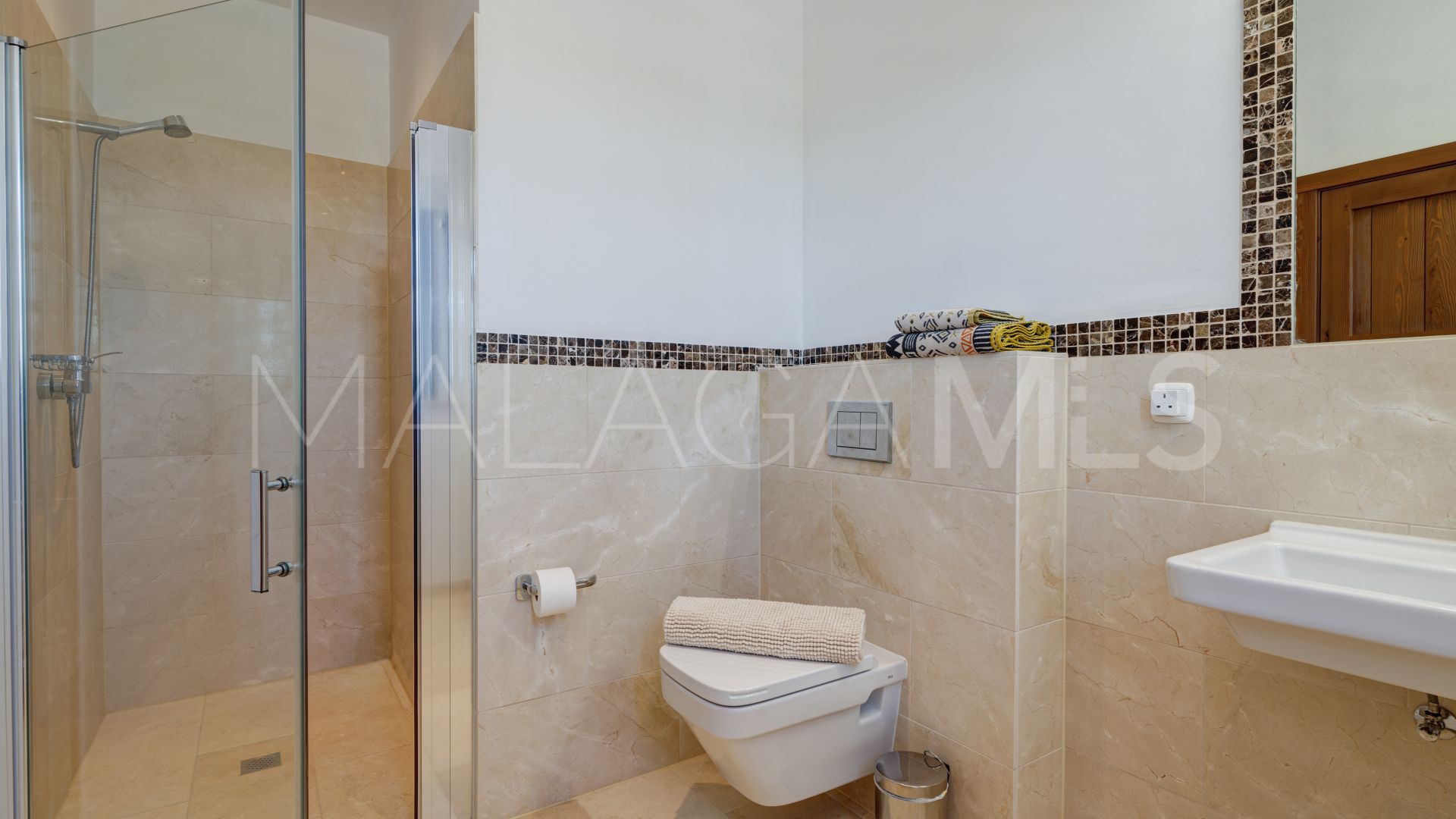 Cortijo for sale in Mollina