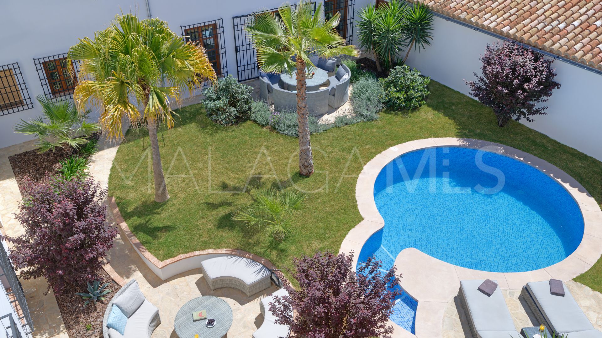 Cortijo for sale in Mollina