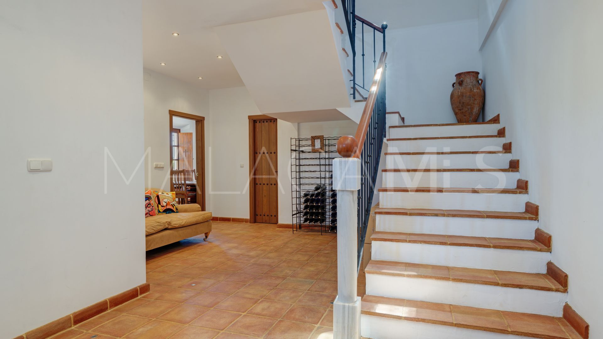 Cortijo for sale in Mollina