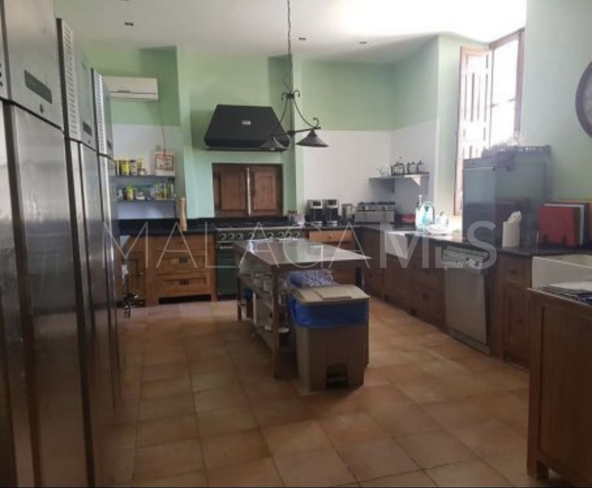 Cortijo for sale in Mollina