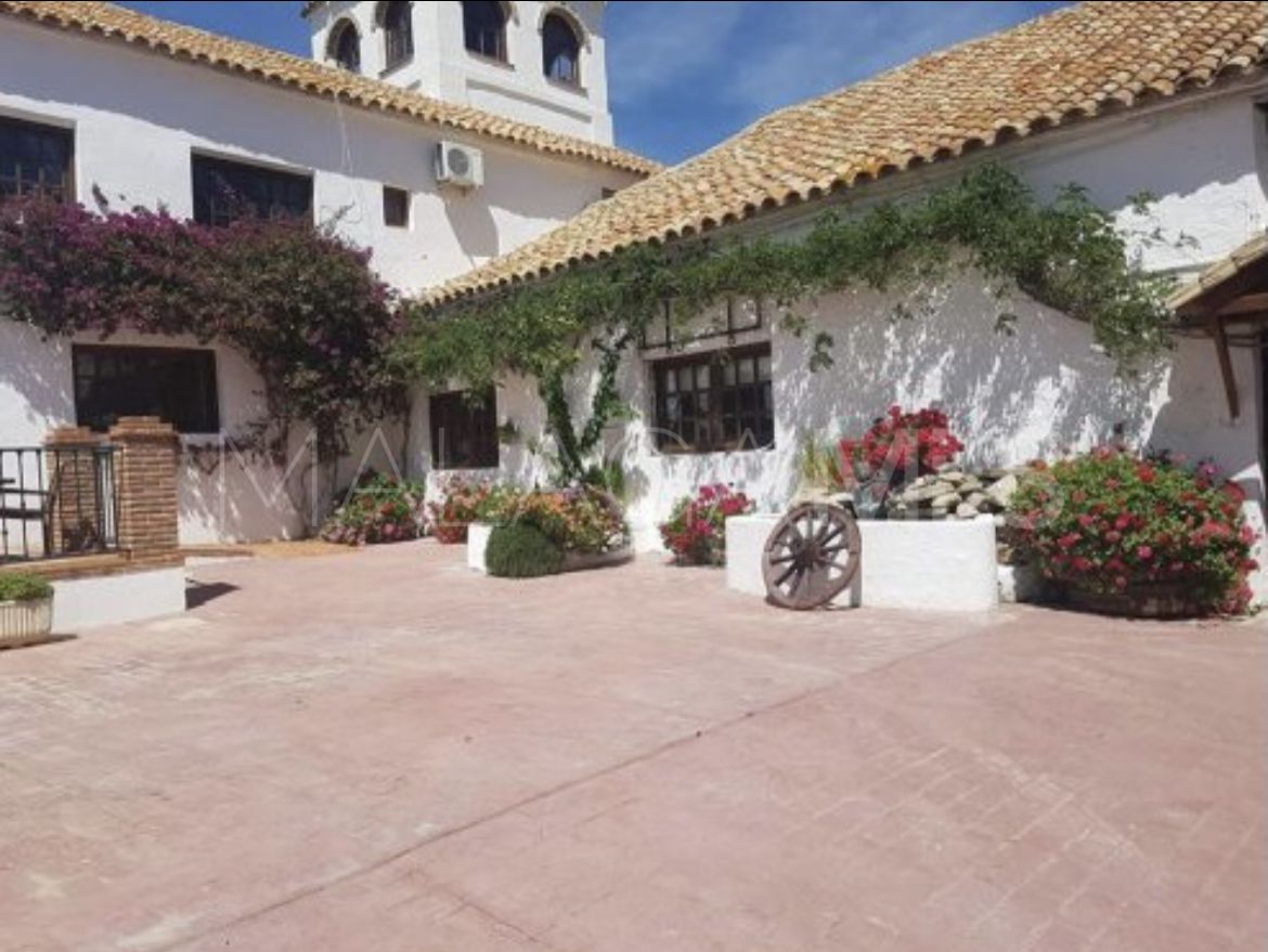 Cortijo for sale in Mollina
