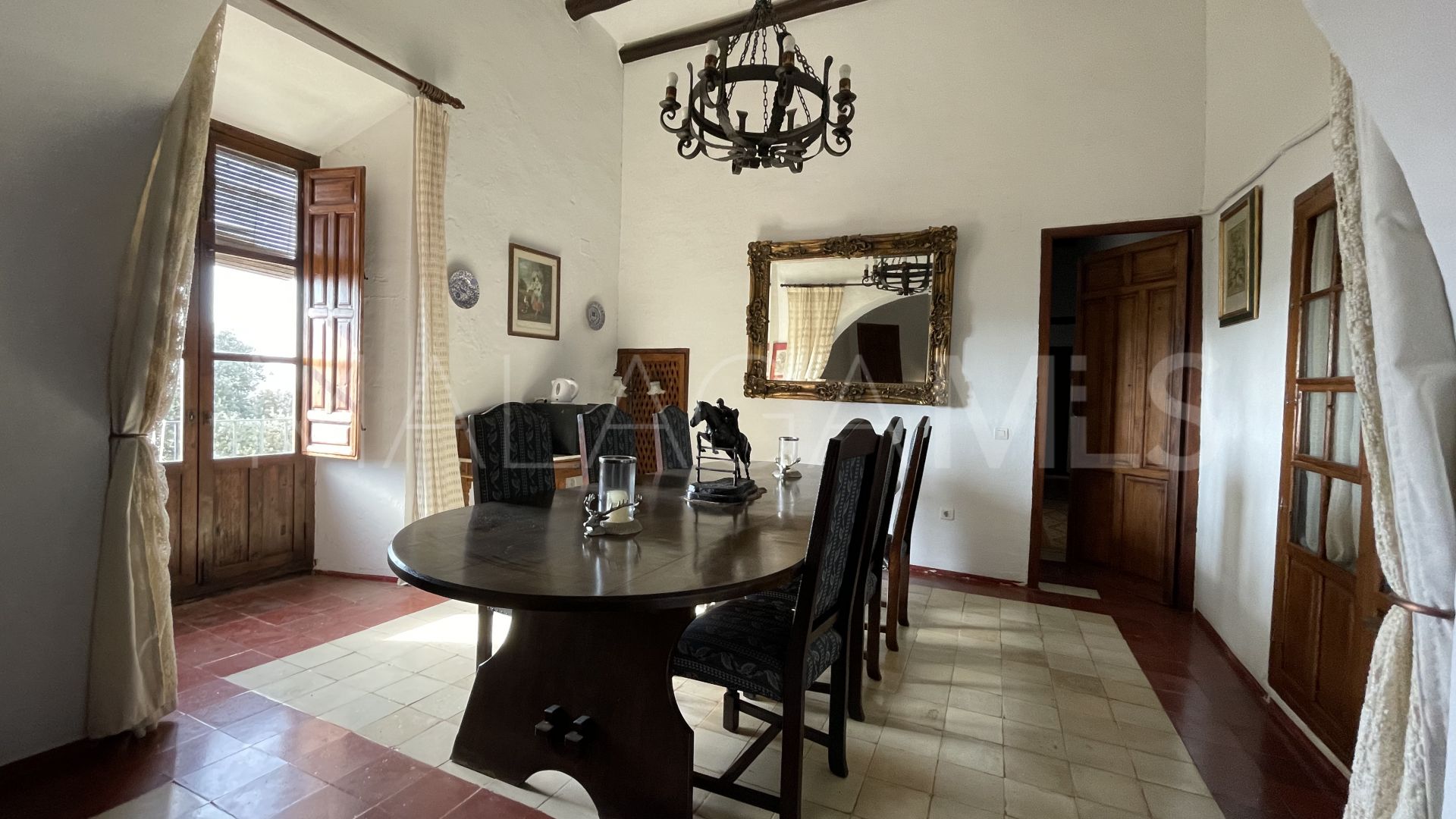 Cortijo for sale in Mollina