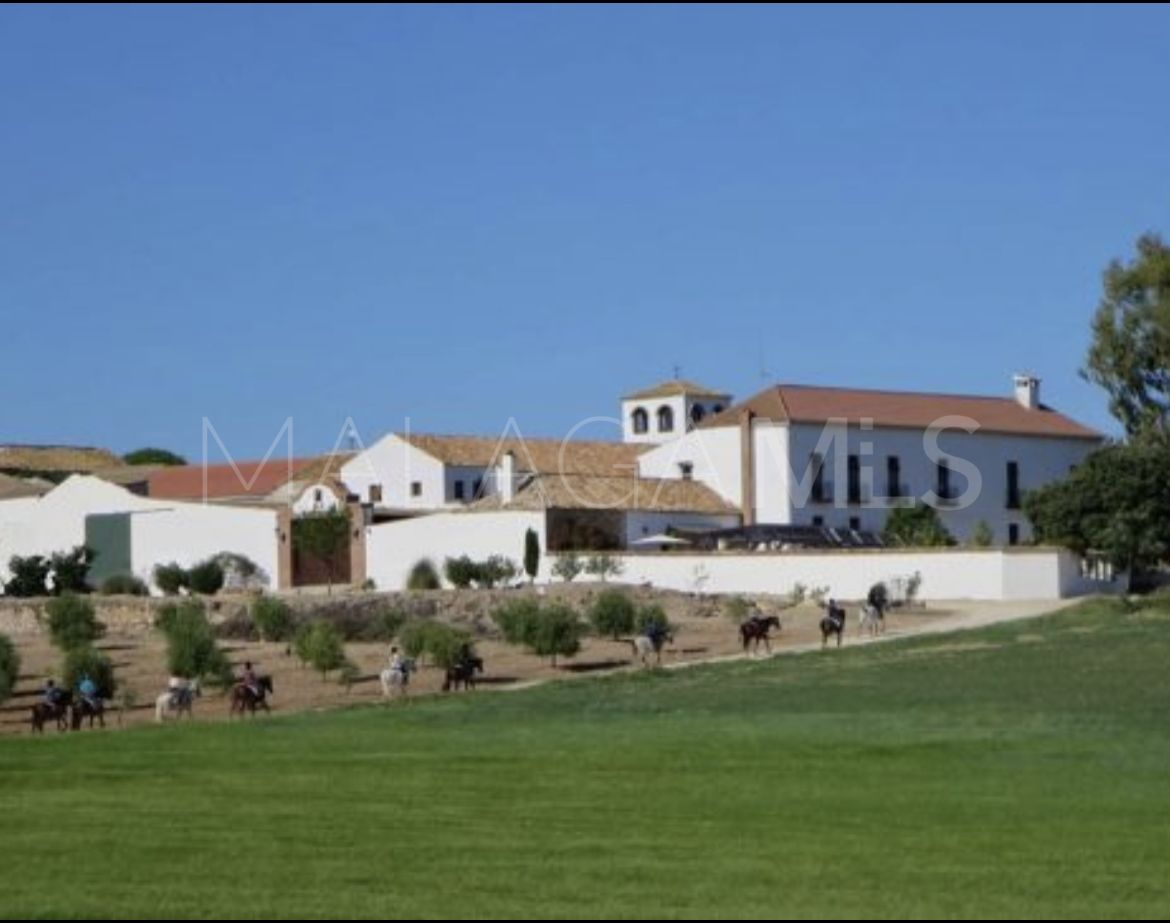 Cortijo for sale in Mollina