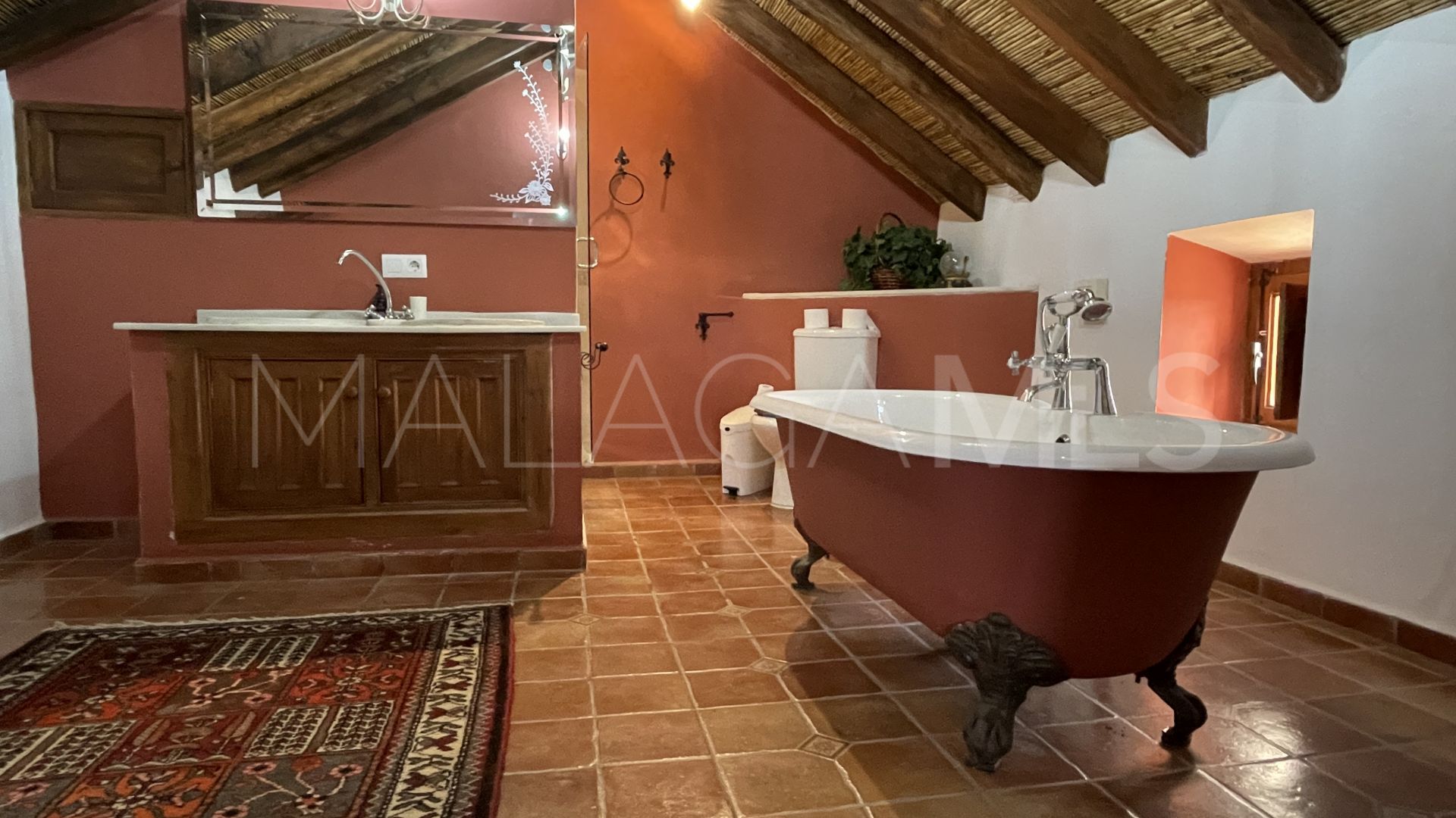 Cortijo for sale in Mollina