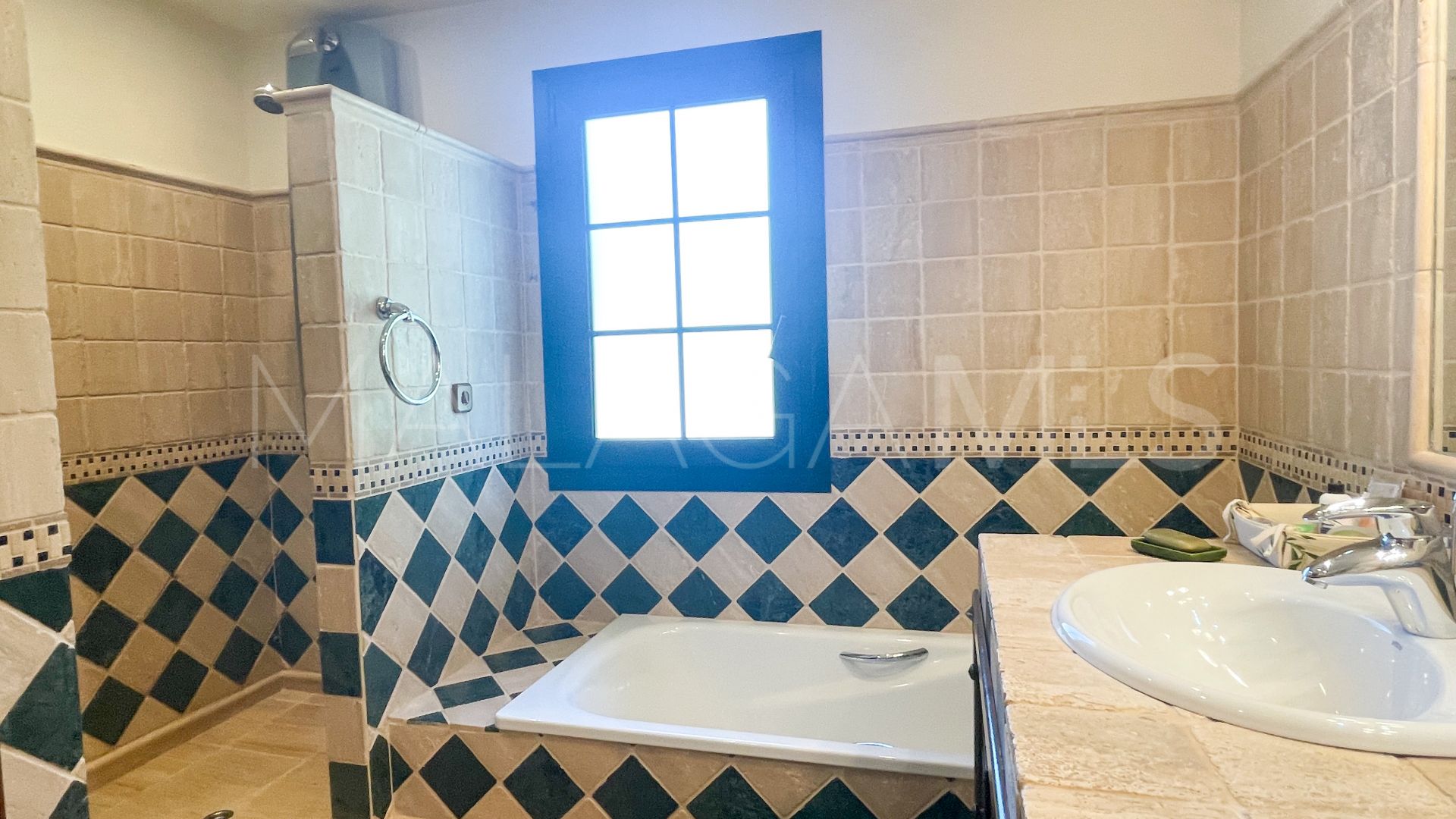 Villa for sale in Villanueva de la Concepción