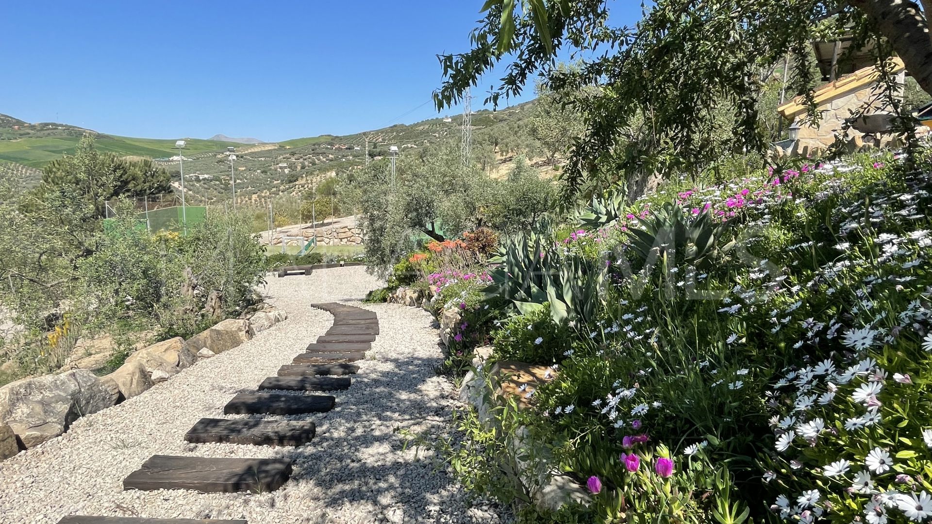 Villa for sale in Villanueva de la Concepción