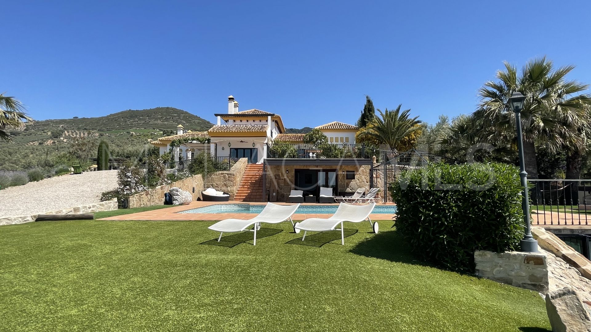 Villa for sale in Villanueva de la Concepción