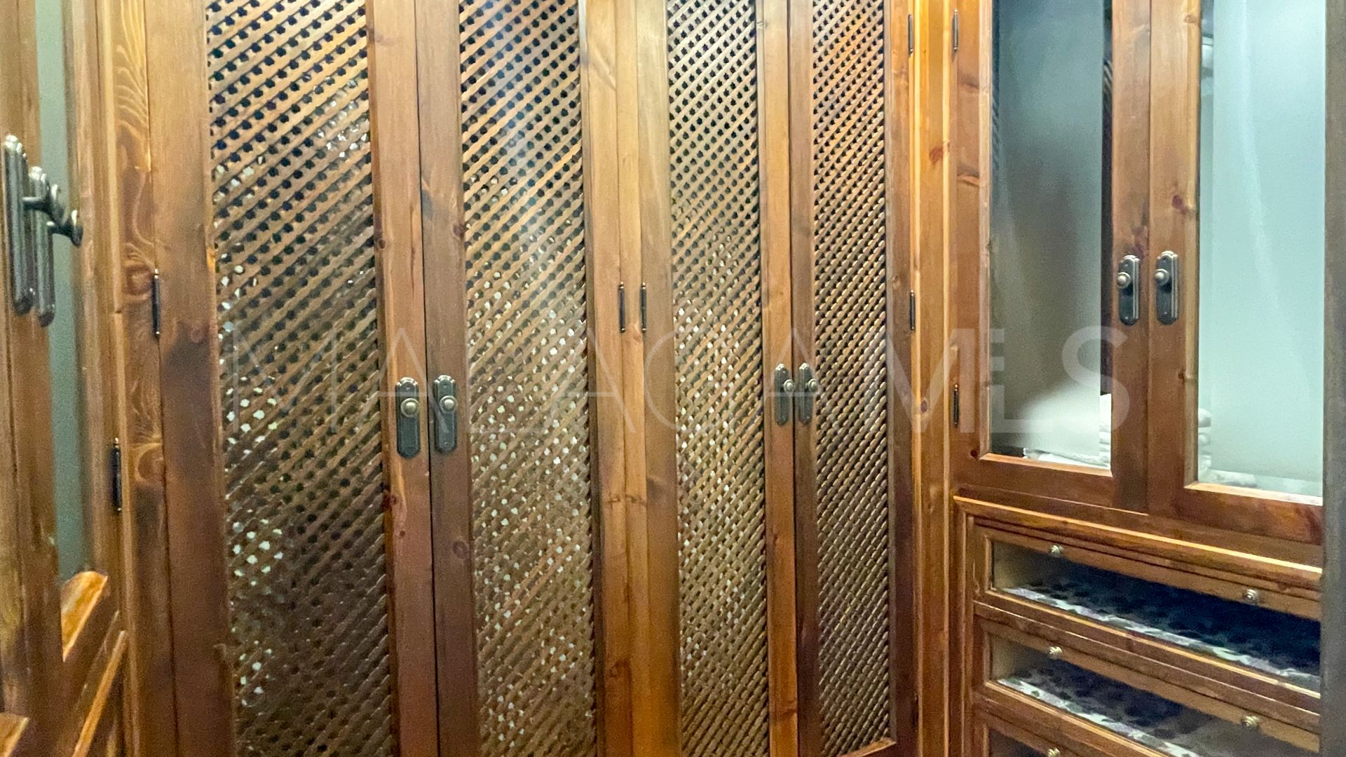 Villa for sale in Villanueva de la Concepción