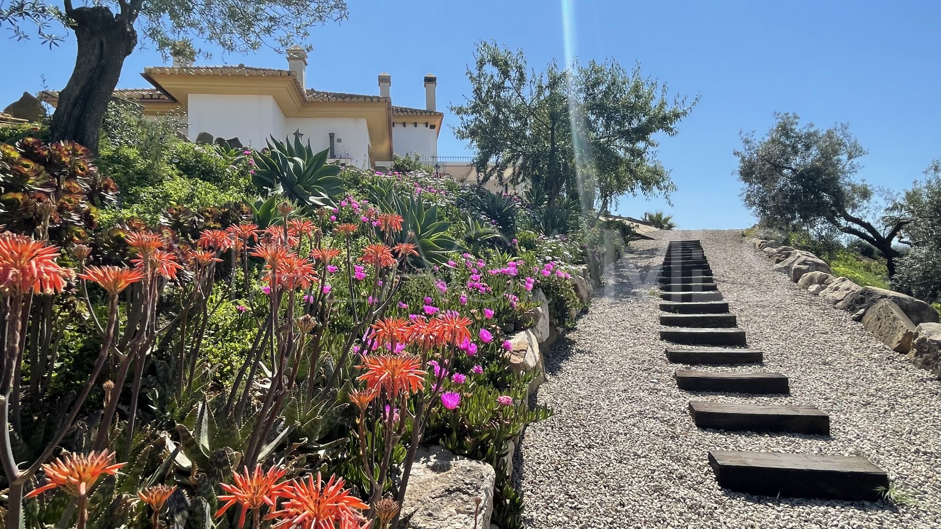 Villa for sale in Villanueva de la Concepción