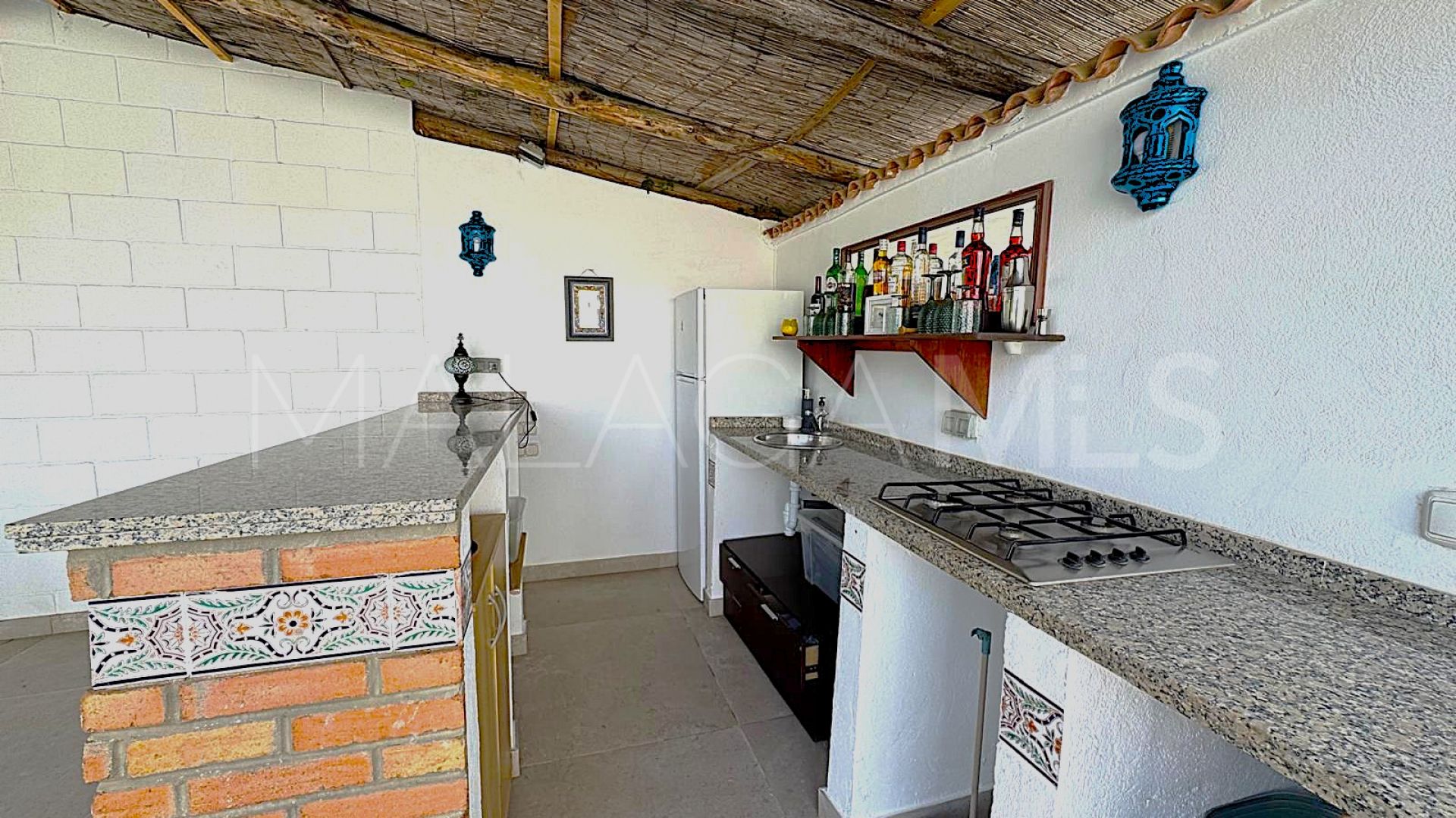 Villa for sale in Estepona Golf