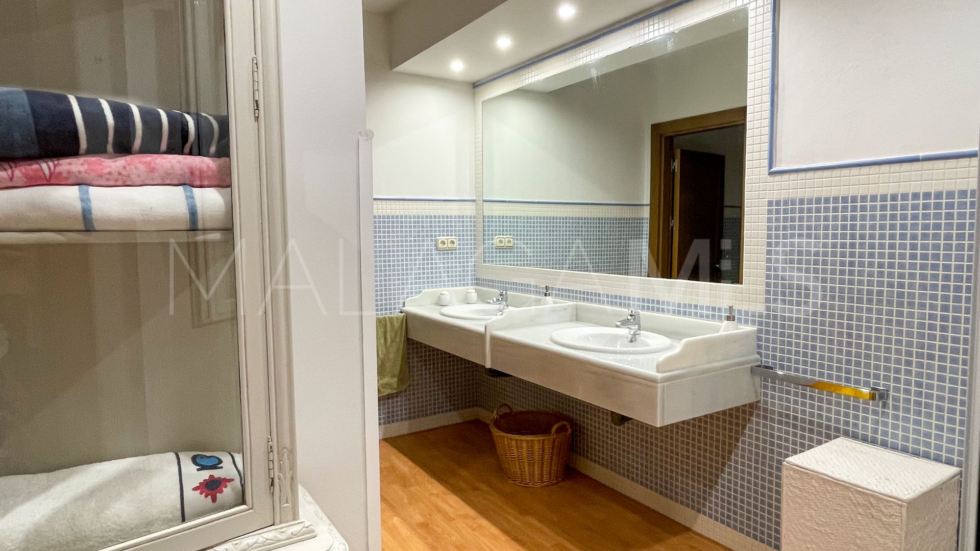 Villa for sale in Antequera