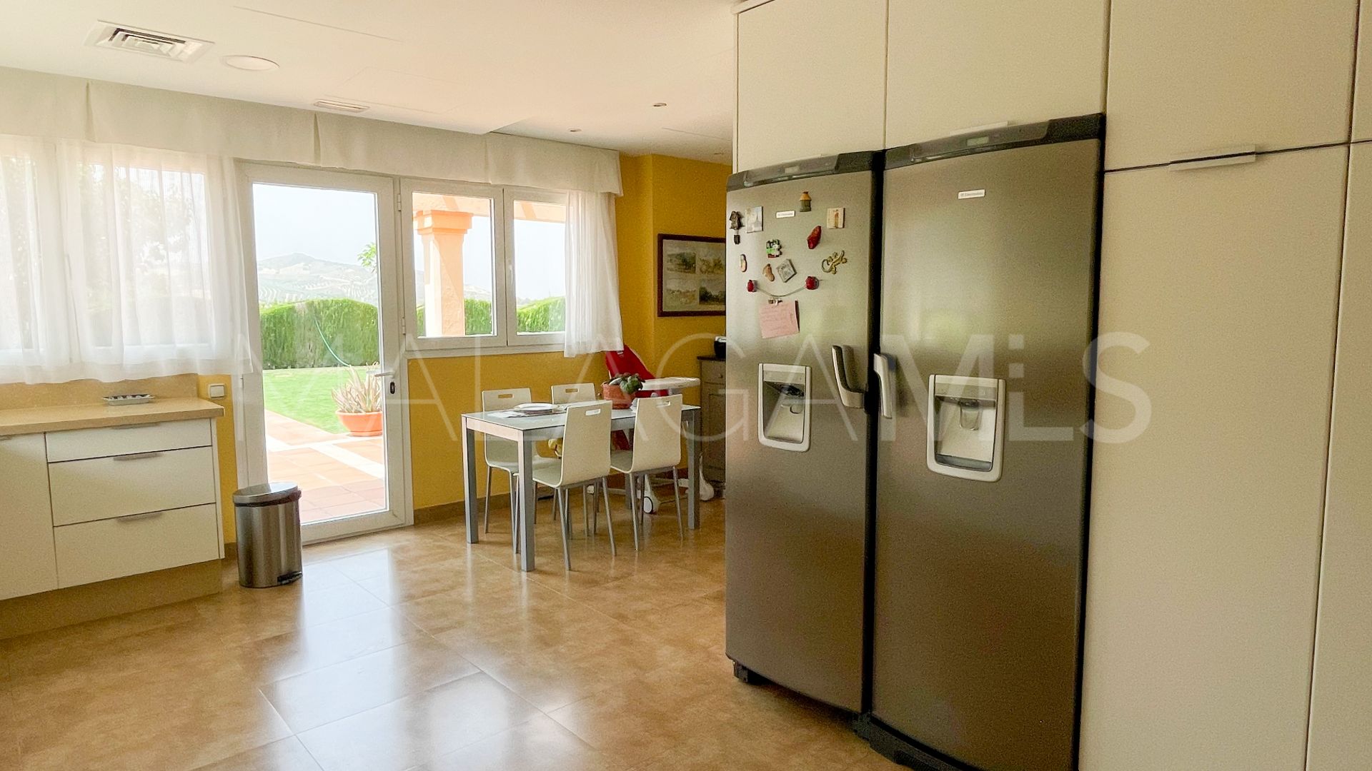 Villa for sale in Antequera