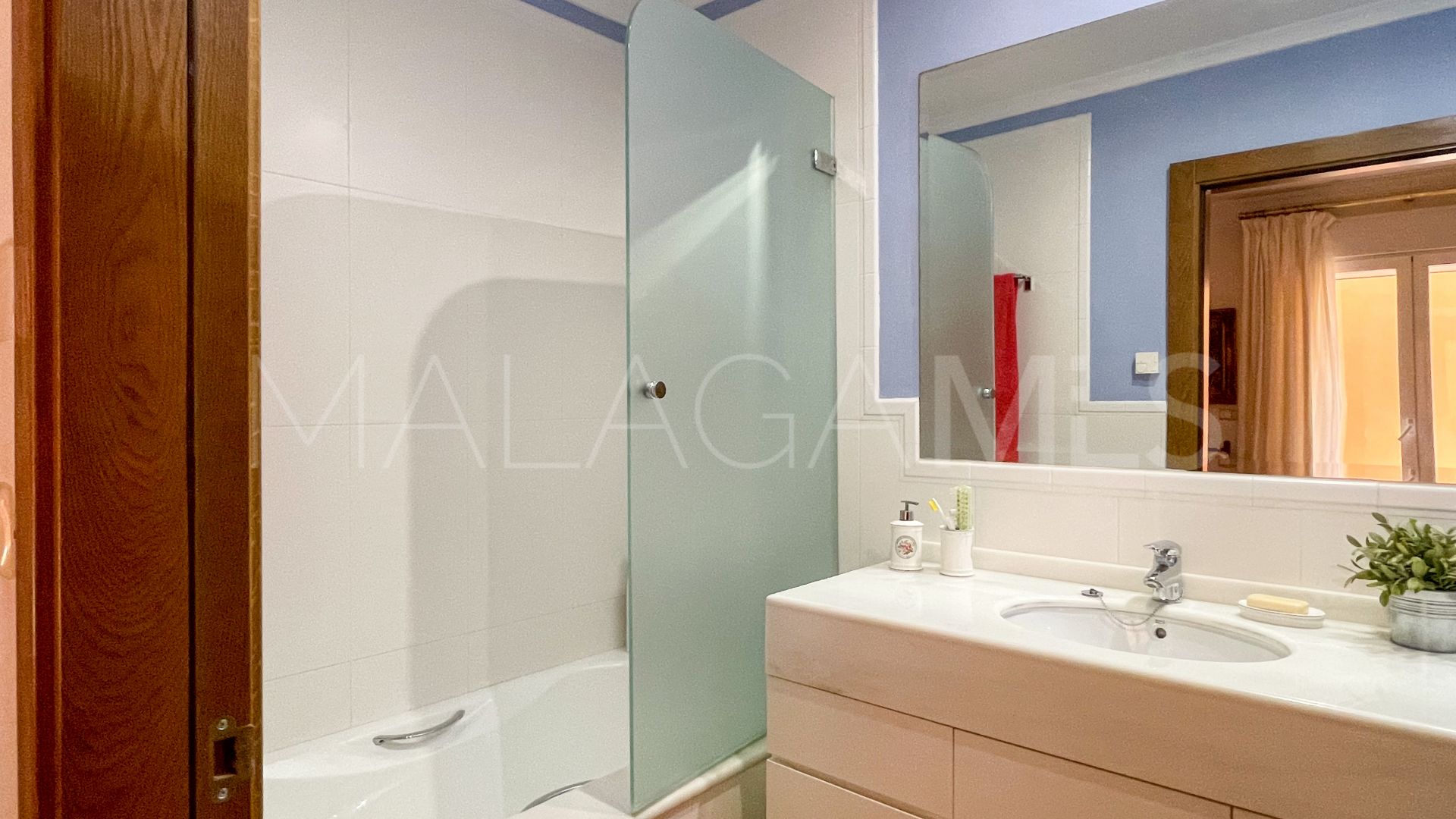 Villa for sale in Antequera