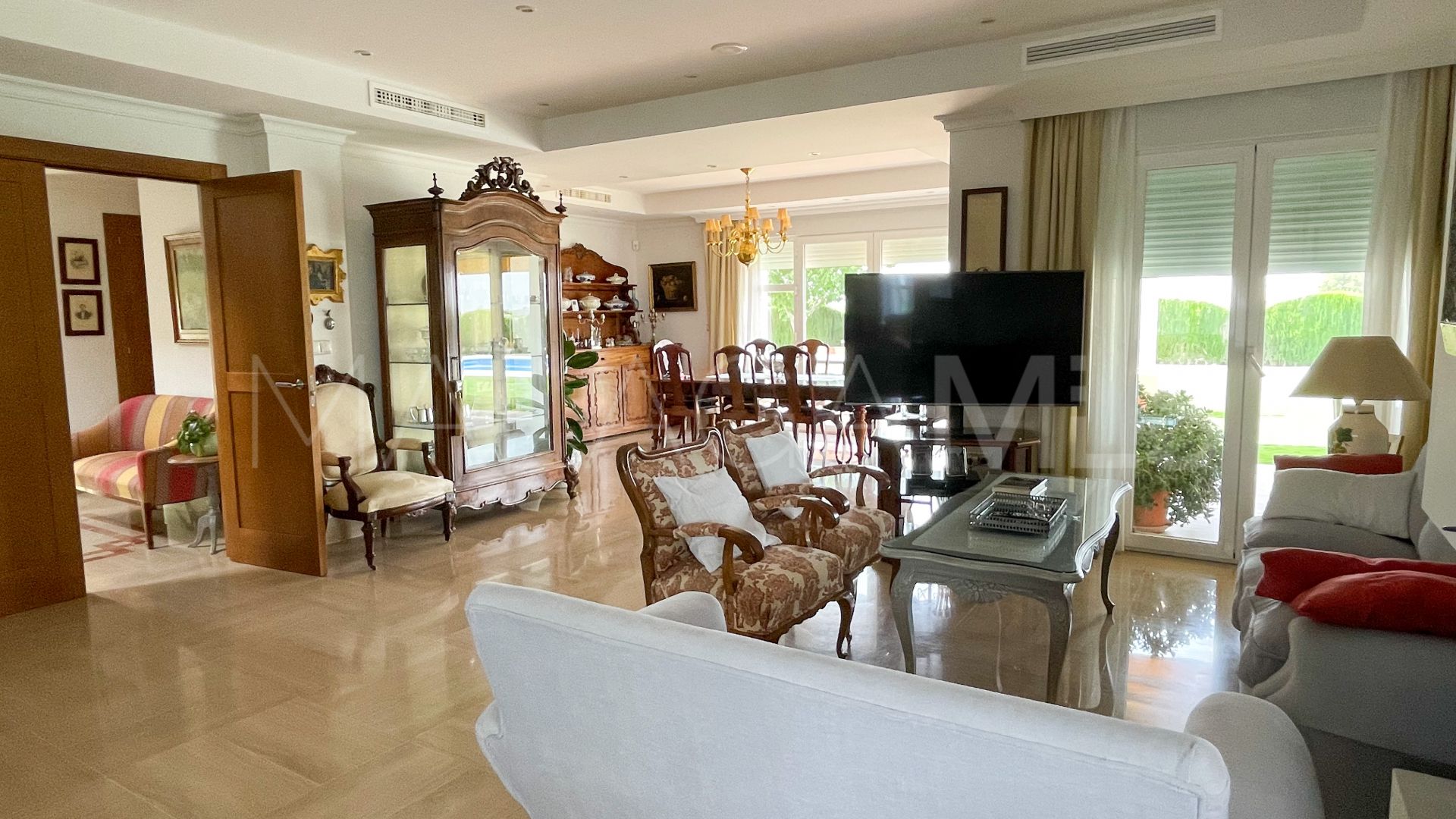 Villa for sale in Antequera