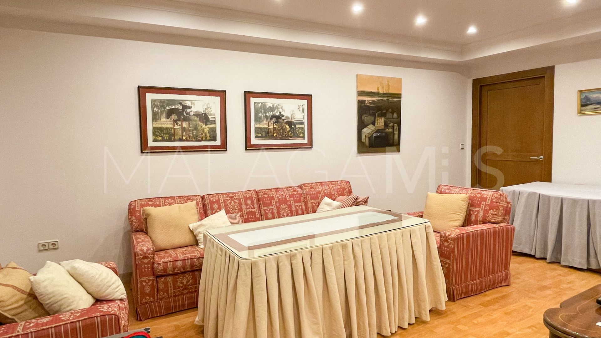 Villa for sale in Antequera