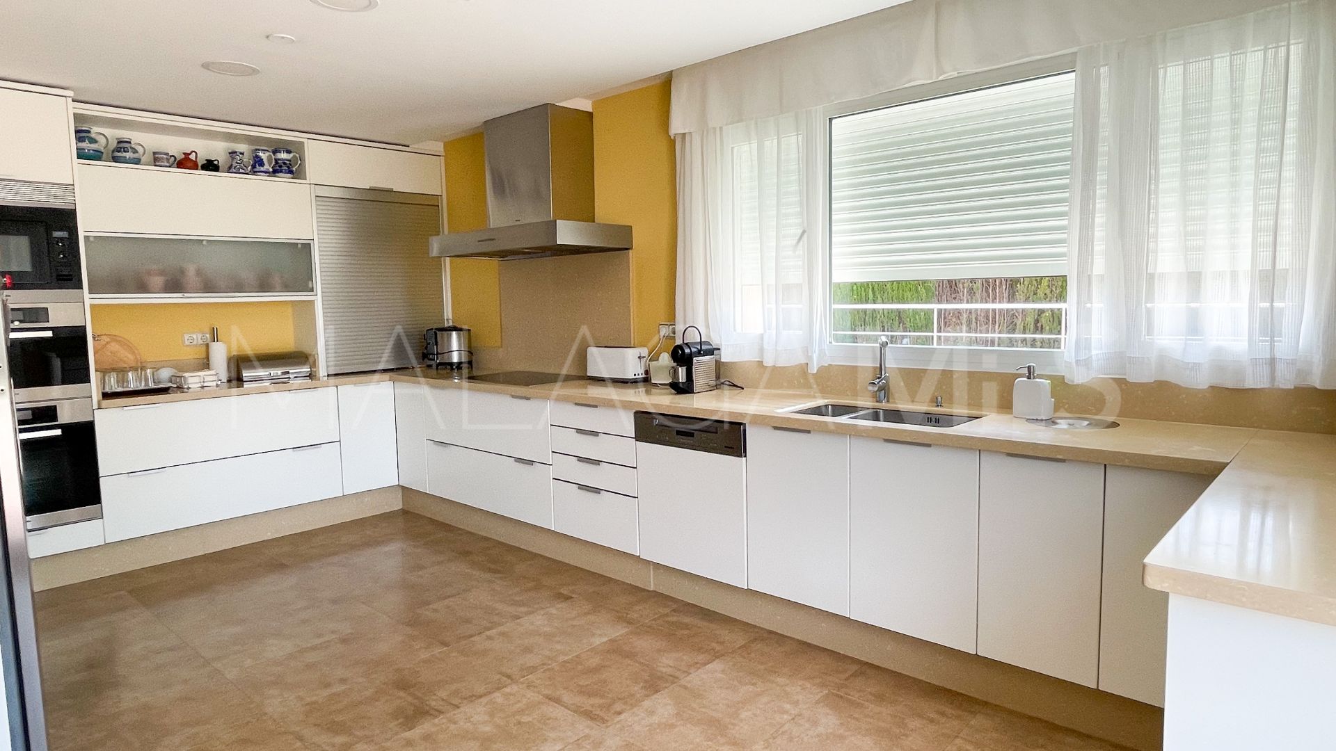 Villa for sale in Antequera
