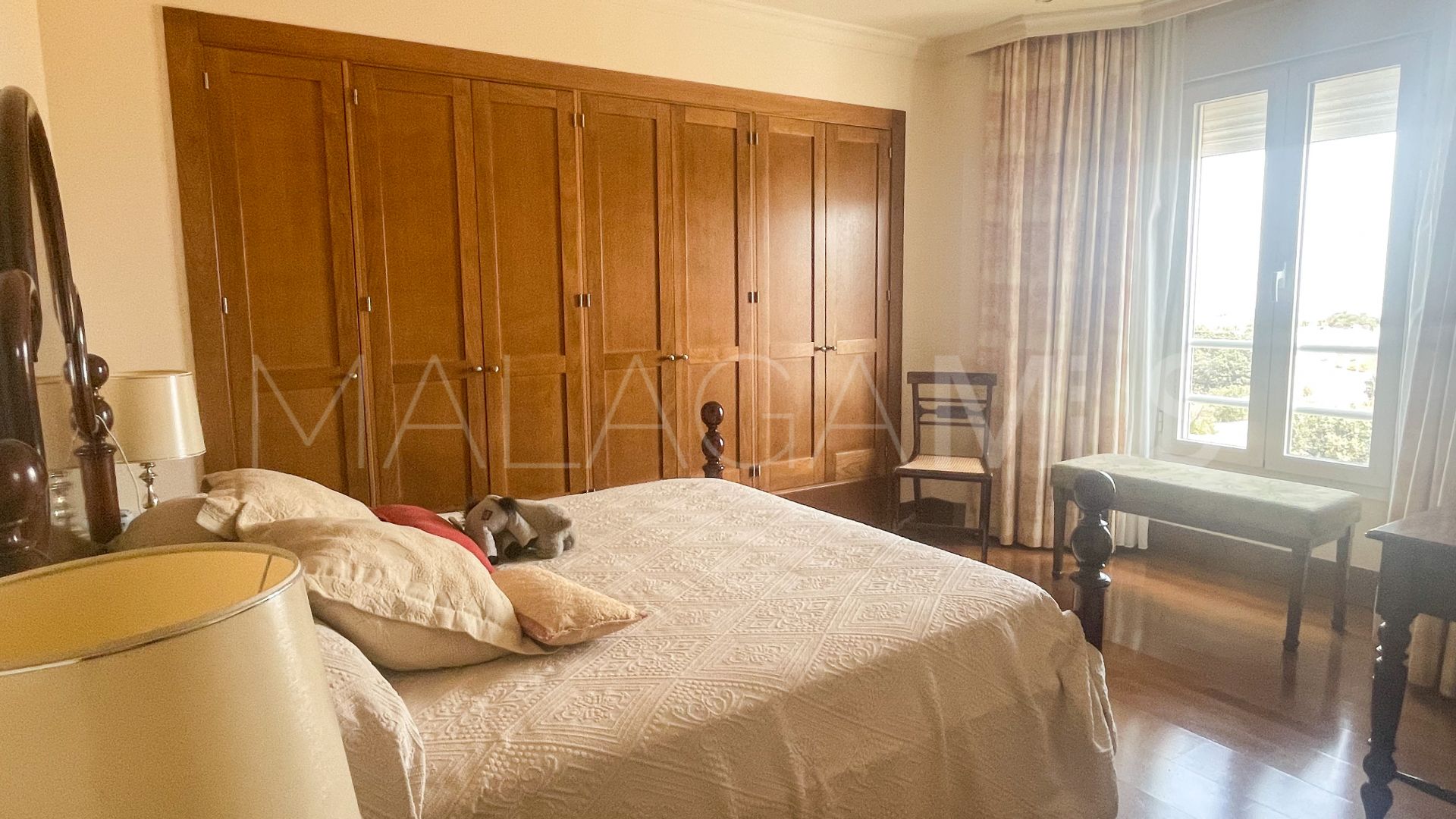 Villa for sale in Antequera