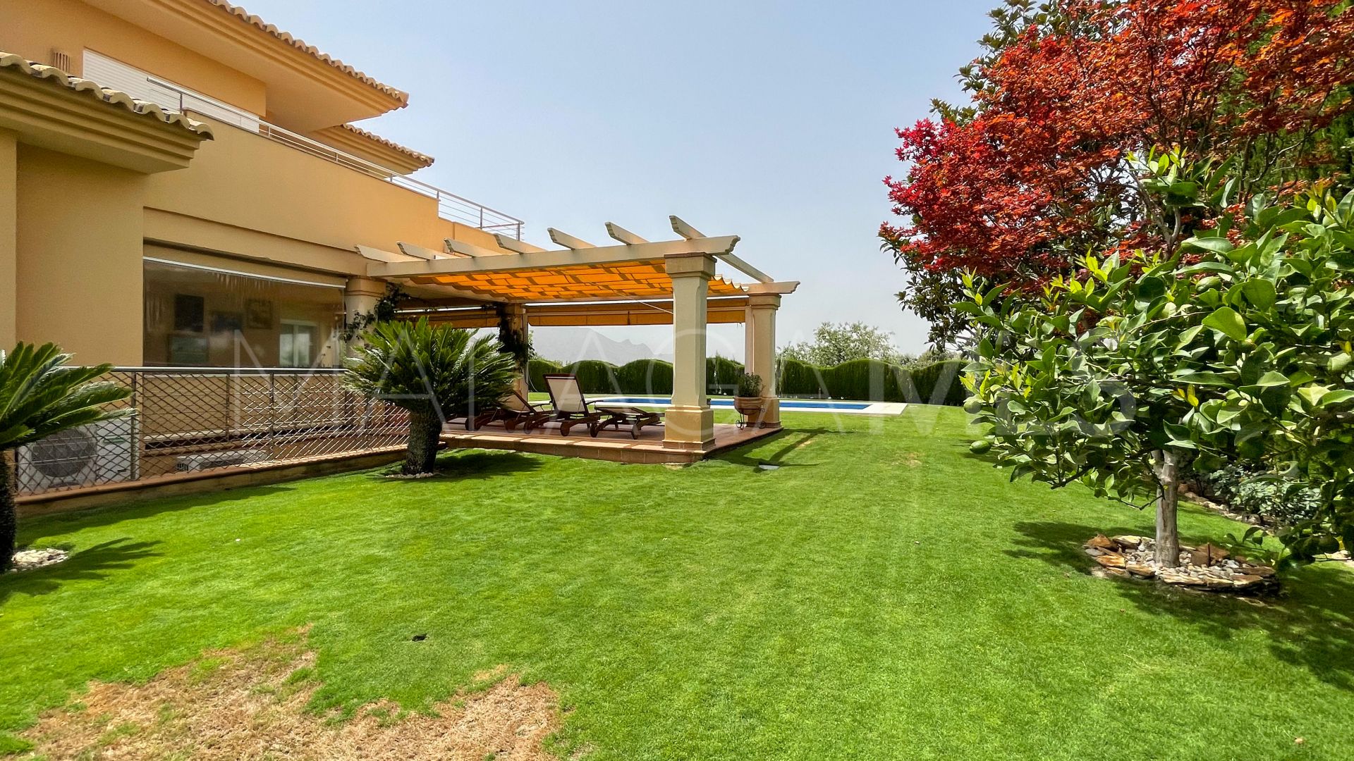 Villa for sale in Antequera