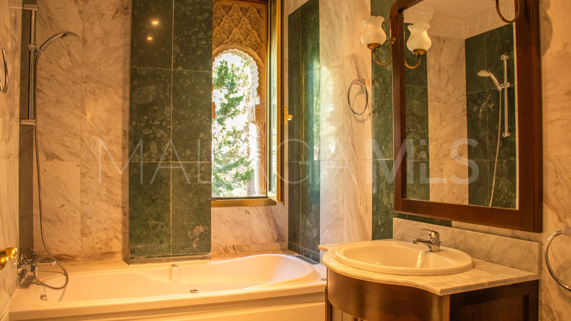 Villa for sale in Cala de Mijas