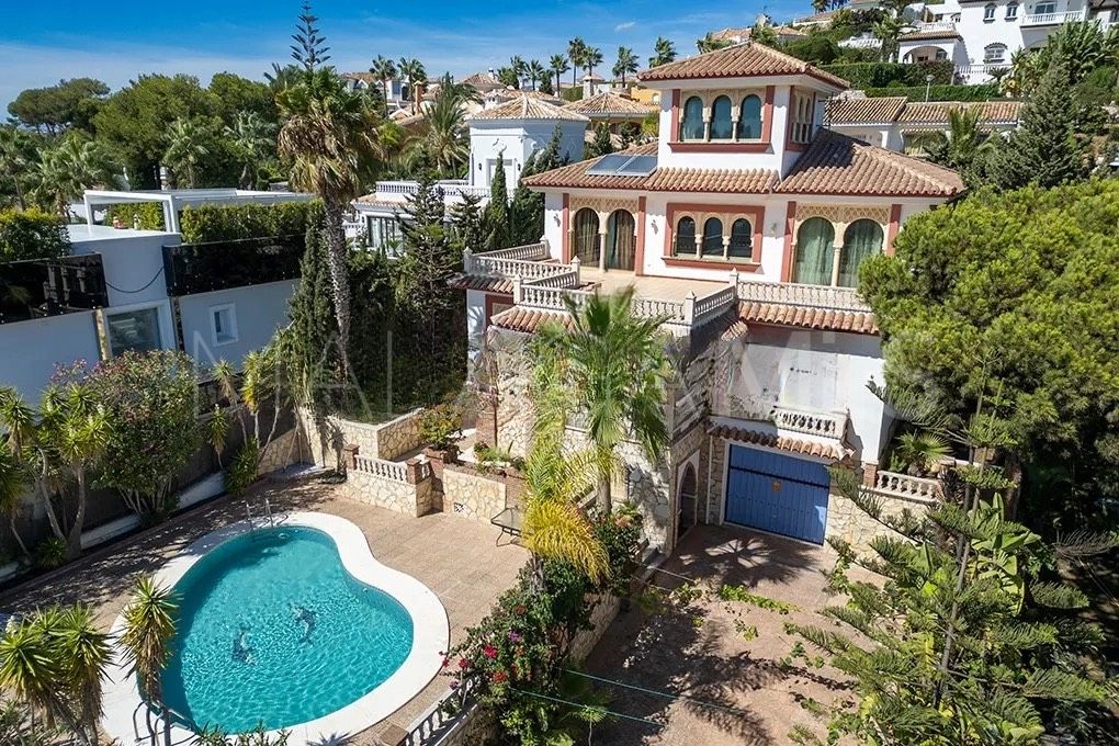 Villa for sale in Cala de Mijas