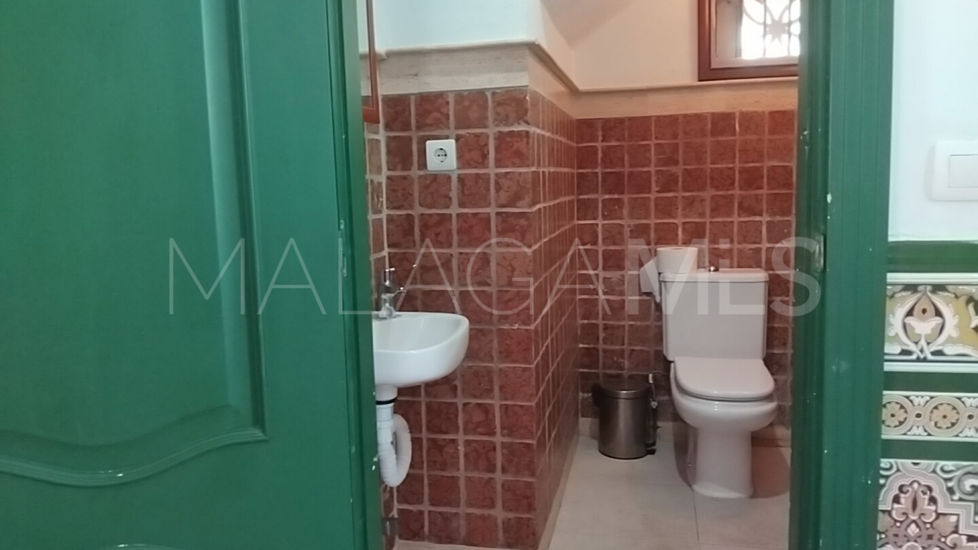 Restaurant for sale in Coin