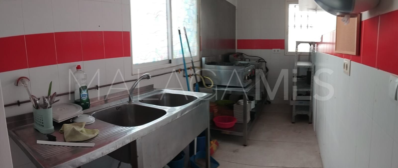 Restaurant for sale in Coin