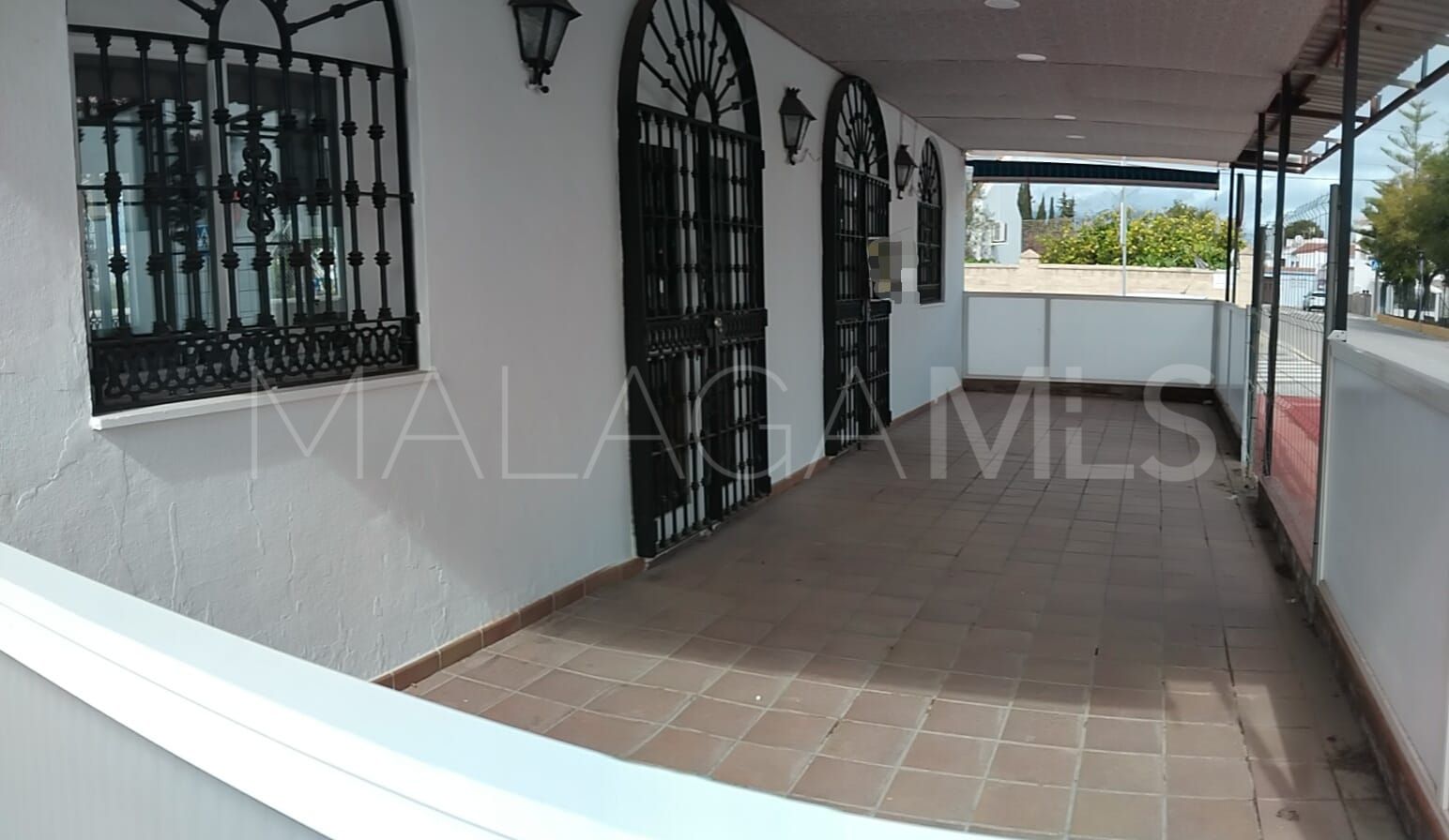 Restaurant for sale in Coin