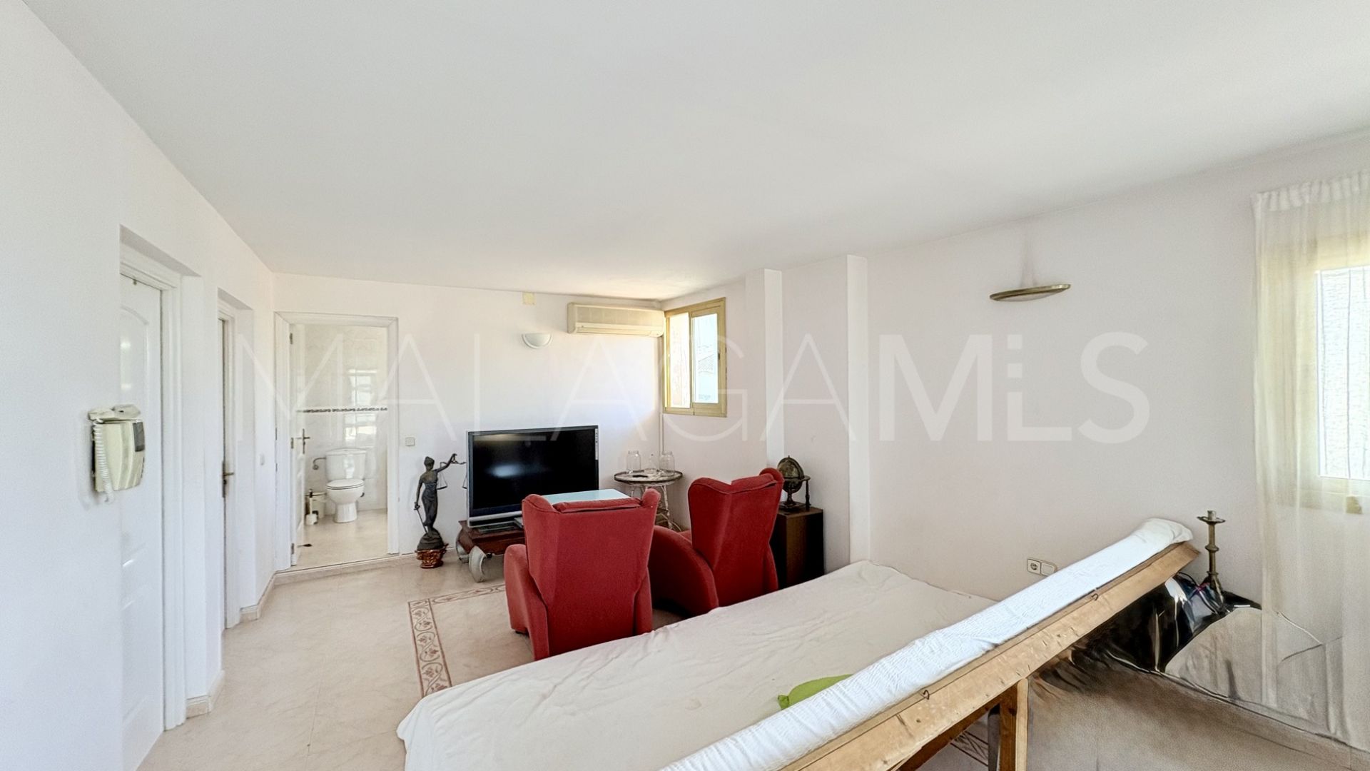 Se vende villa de 9 bedrooms in El Rosario