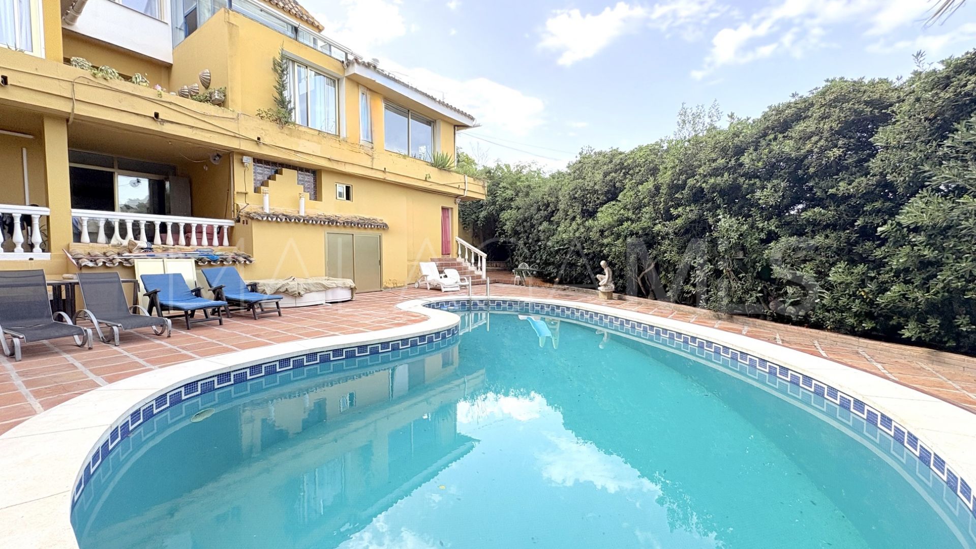 Se vende villa de 9 bedrooms in El Rosario