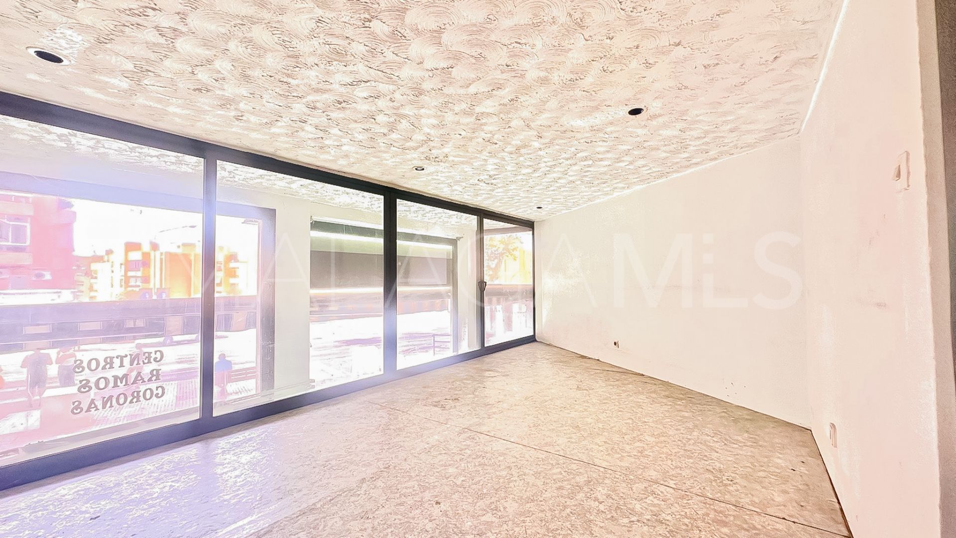 For sale commercial premises in Torrecilla-La Cañada