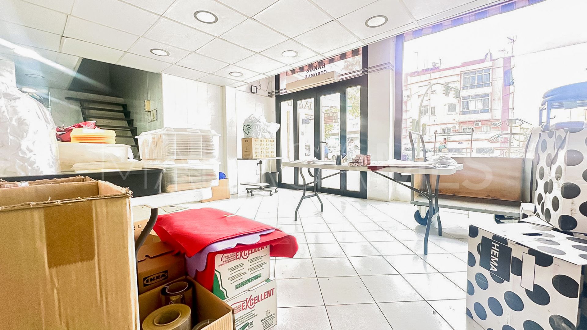 For sale commercial premises in Torrecilla-La Cañada