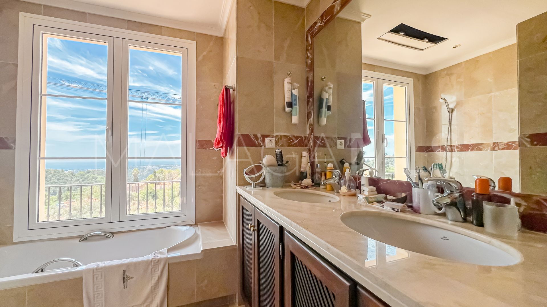 2 bedrooms villa in Sierra Blanca Country Club for sale