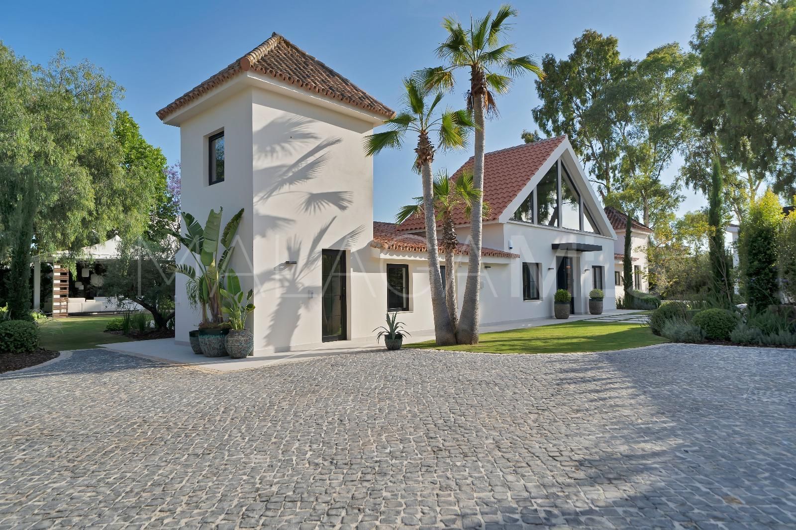 Villa for sale in Marbella - Puerto Banus