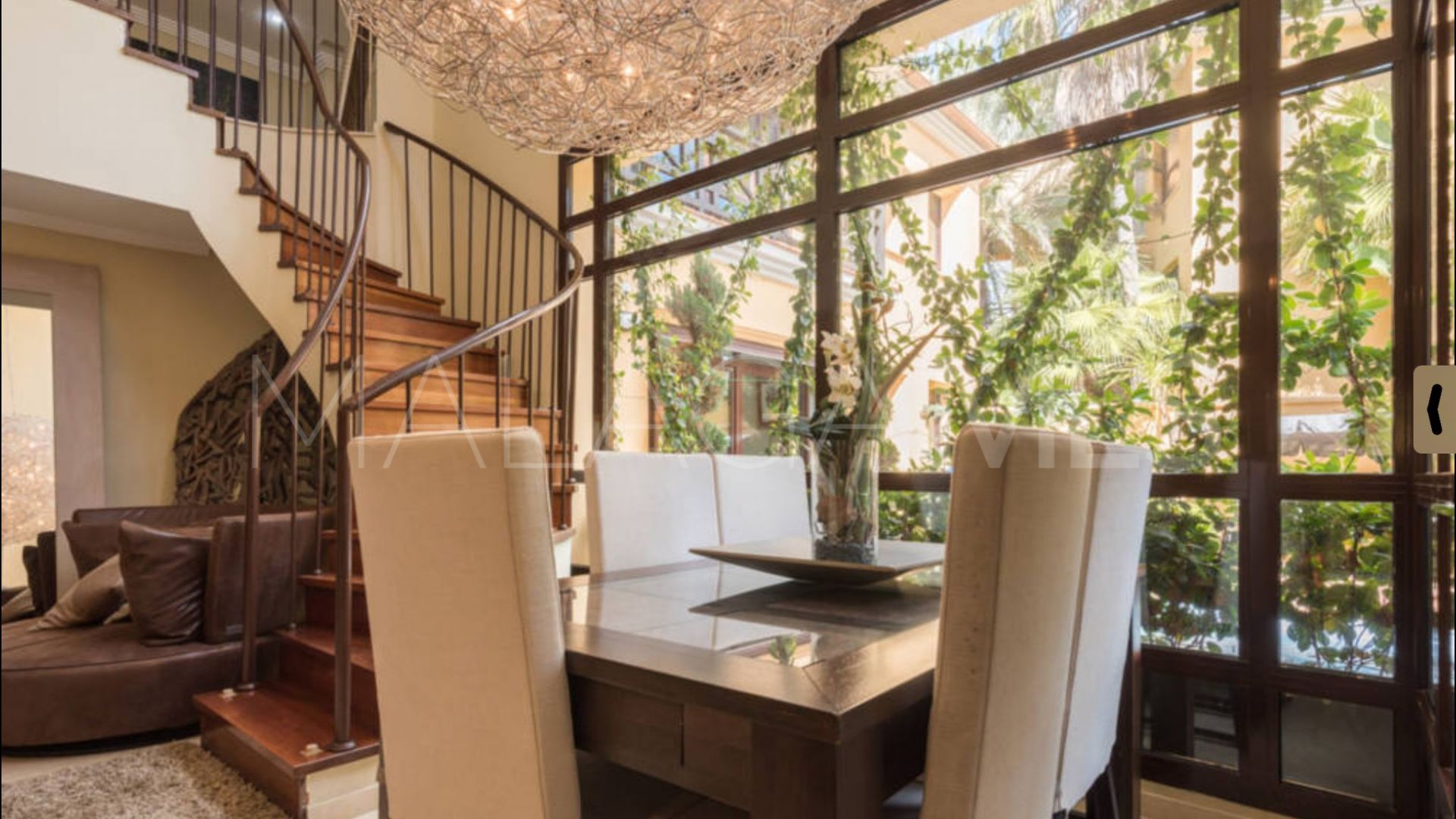 Hus i byn for sale in Marbella - Puerto Banus