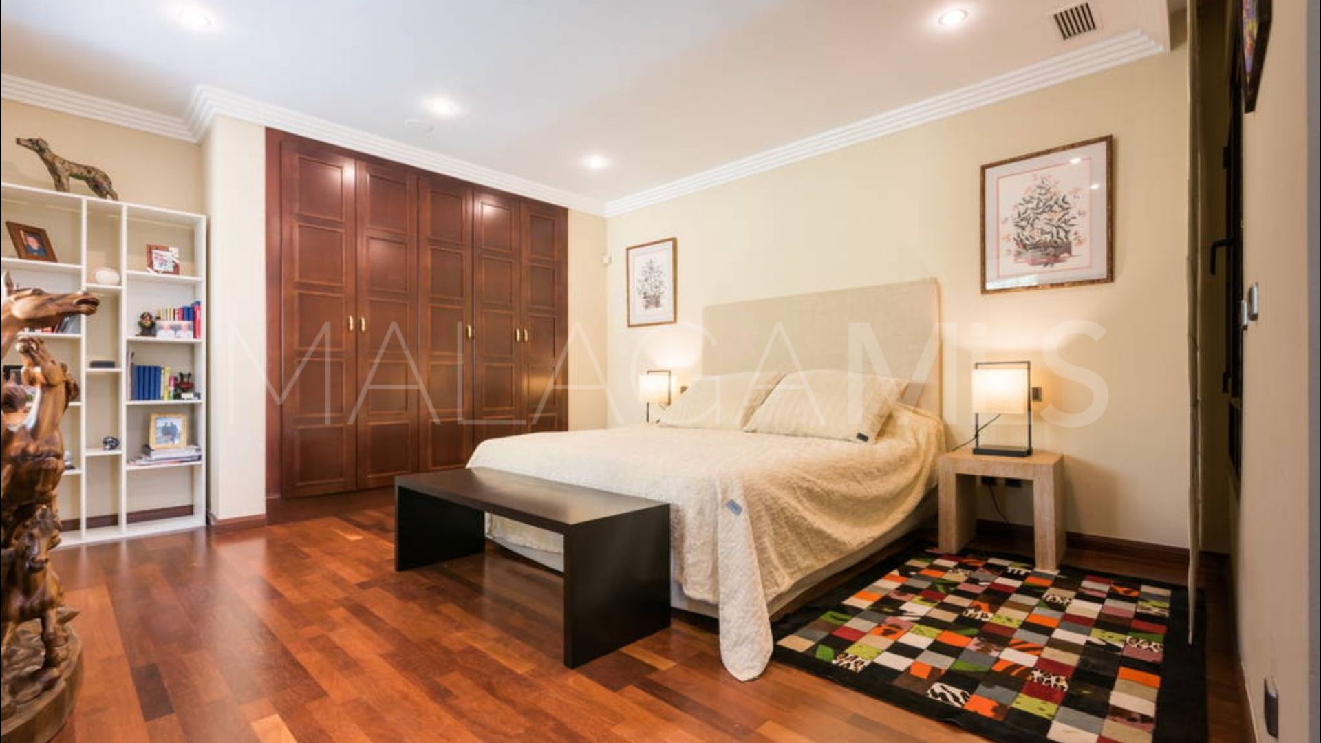 Hus i byn for sale in Marbella - Puerto Banus