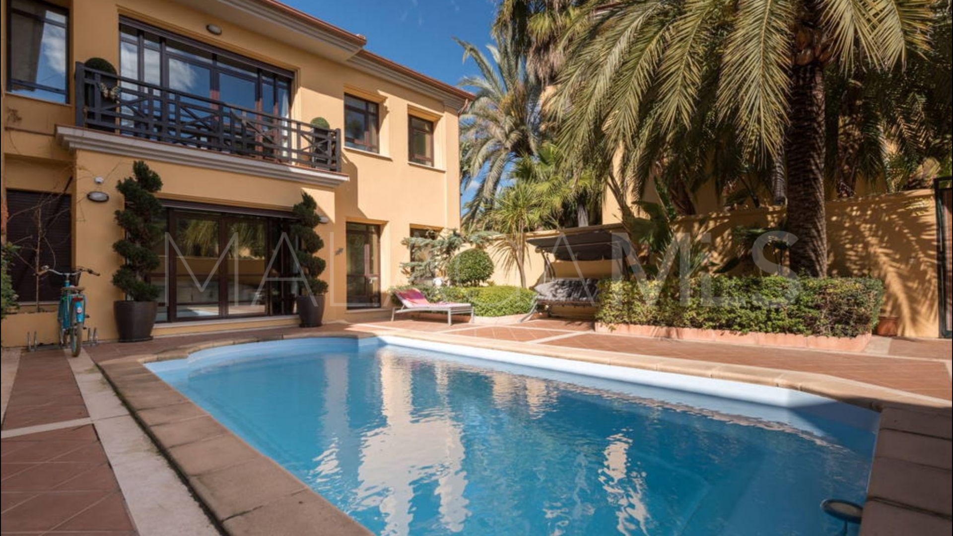 Hus i byn for sale in Marbella - Puerto Banus