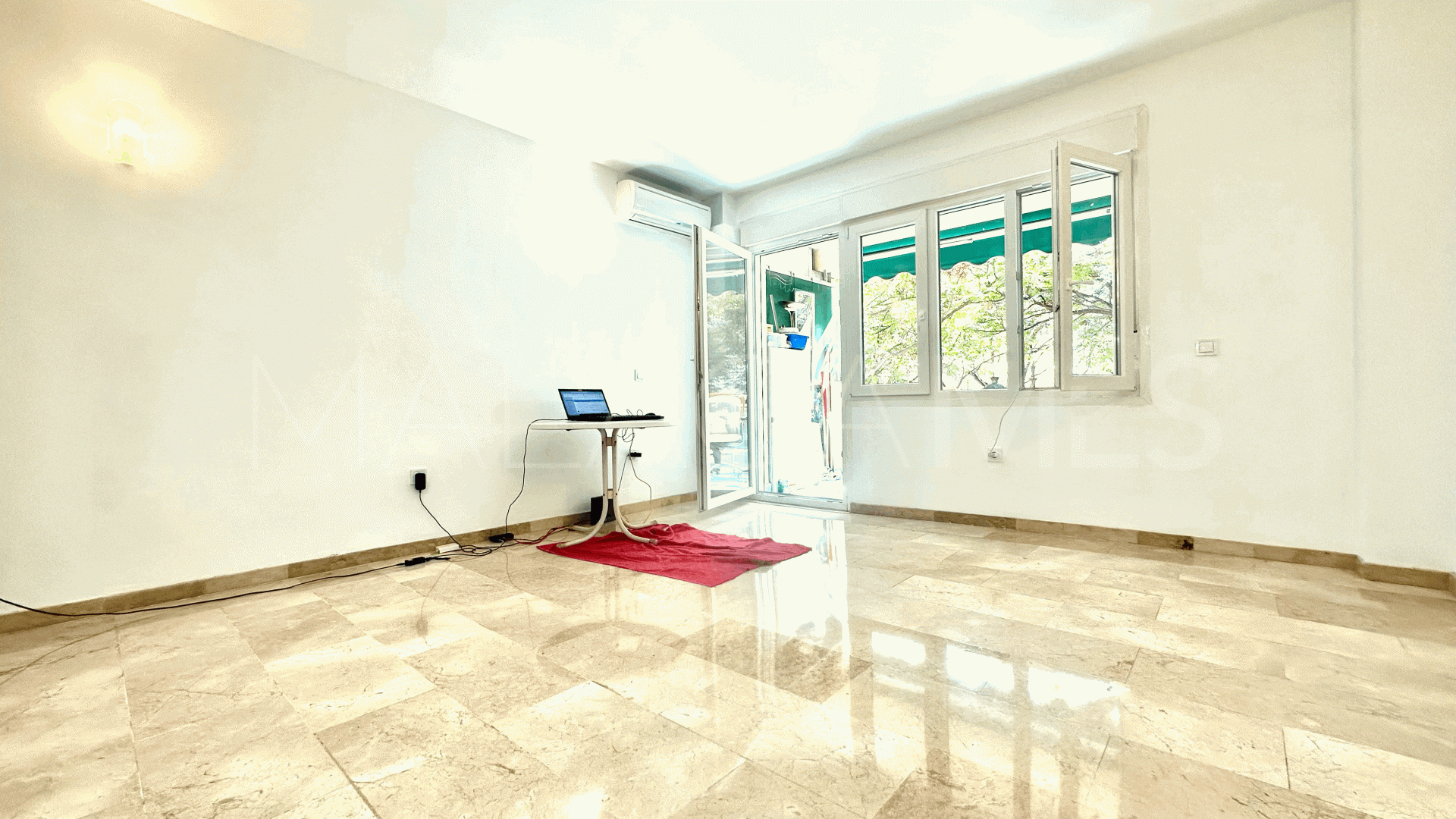 Playa de la Fontanilla 1 bedroom studio for sale