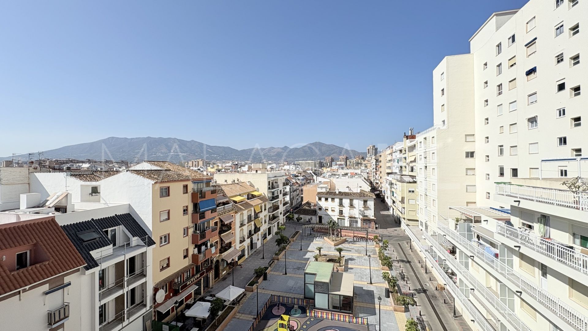 Zweistöckiges penthouse for sale in Fuengirola Centro