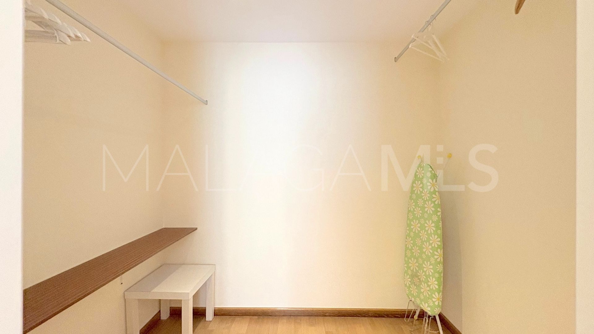 For sale town house in La Dama de Noche with 3 bedrooms