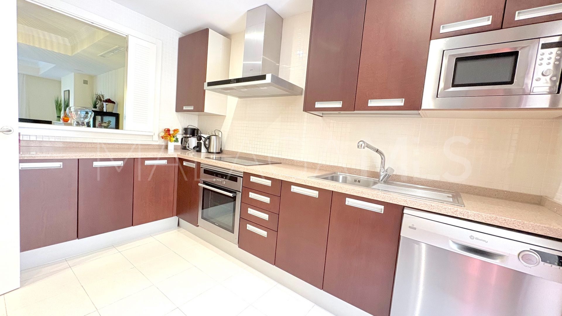 For sale town house in La Dama de Noche with 3 bedrooms